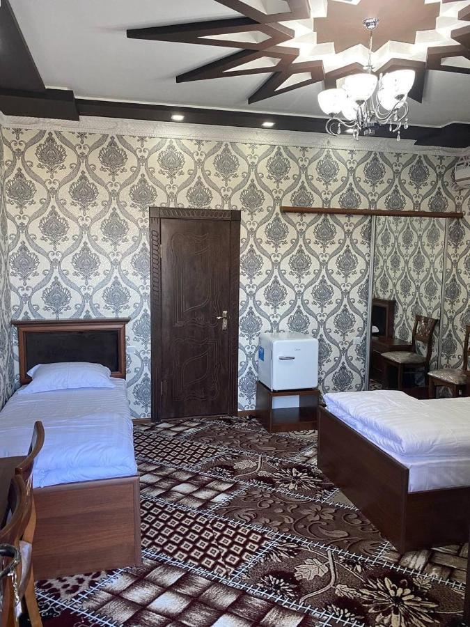 בוקורו Vostok Hotel מראה חיצוני תמונה