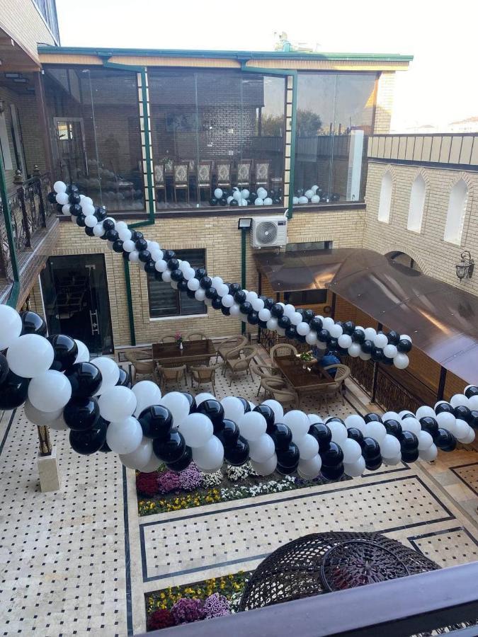 בוקורו Vostok Hotel מראה חיצוני תמונה